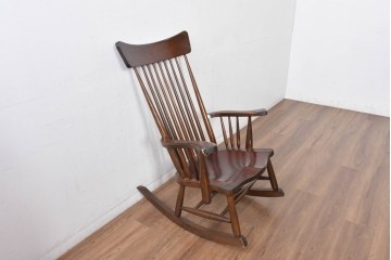 中古　美品　松本民芸家具　くつろぎの時間にぴったりなJ型ロッキングチェア　定価約24万円相当　(R-084822)