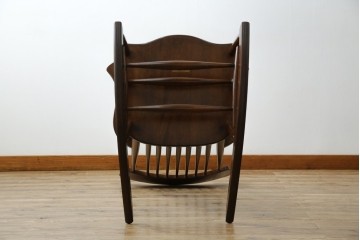 中古　美品　松本民芸家具　くつろぎの時間にぴったりなJ型ロッキングチェア　定価約24万円　(R-084822)
