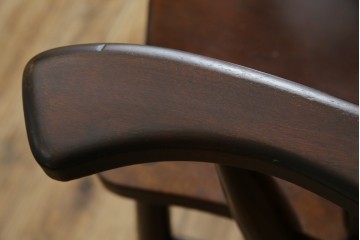 中古　美品　松本民芸家具　くつろぎの時間にぴったりなJ型ロッキングチェア　定価約24万円　(R-084822)