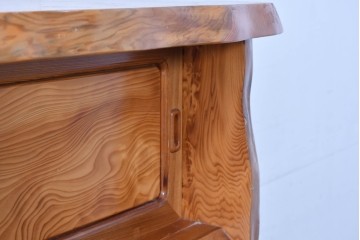 和製ビンテージ　美品!!　屋久杉　総無垢材　自然の造形美が映える飾り棚　定価約200万円相当　(R-084823)
