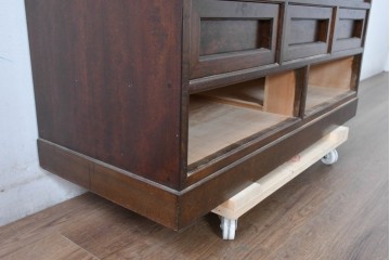 中古　美品　松本民芸家具　MA型　落ち着いた品のある佇まいが魅力的な茶タンス　定価約52万円　(R-084825)