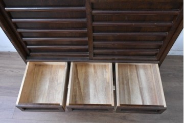 中古　美品　松本民芸家具　MA型　落ち着いた品のある佇まいが魅力的な茶タンス　定価約52万円　(R-084825)