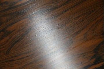 イギリスヴィンテージ　Gordon Russell(ゴードンラッセル)　ローズウッド材　重厚感と洗練を両立したサイドボード　(R-084826)