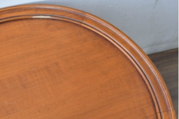 中古　美品　高級輸入家具　ビーチ材　優雅な猫脚デザインが魅力のコーヒーテーブル　定価約17万円相当　(R-084827)