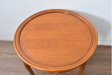 中古　美品　高級輸入家具　ビーチ材　優雅な猫脚デザインが魅力のコーヒーテーブル　定価約17万円相当　(R-084827)