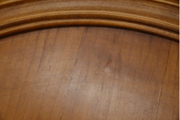 中古　美品　高級輸入家具　ビーチ材　優雅な猫脚デザインが魅力のコーヒーテーブル　定価約17万円　(R-084827)