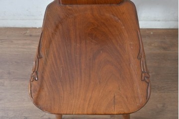 中古　希少な廃番品　吉川商事　DARGIA(ダルギア)　ローズウッド無垢材　繊細な透かし彫りが映える板座チェア　(R-084830)