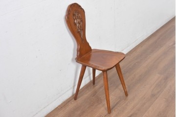 中古　希少な廃番品　吉川商事　DARGIA(ダルギア)　ローズウッド無垢材　繊細な透かし彫りが映える板座チェア　(R-084830)