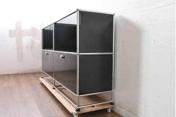 中古　スイス　USMハラー(USM Haller)　洗練された佇まいのサイドボード　定価約38万円相当　(R-084831)