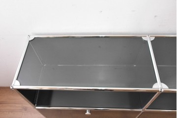 中古　スイス　USMハラー(USM Haller)　洗練された佇まいのサイドボード　定価約38万円相当　(R-084831)