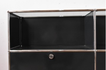中古　スイス　USMハラー(USM Haller)　洗練された佇まいのサイドボード　定価約38万円相当　(R-084831)