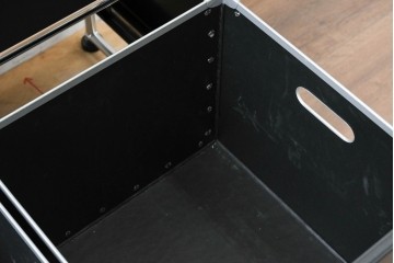 中古　スイス　USMハラー(USM Haller)　空間を美しく整えるシェルフ　定価約45万円相当　(R-084832)