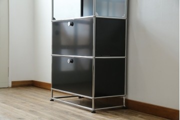 中古　スイス　USMハラー(USM Haller)　ガラスパネル　ドロップダウンドア×1　エクステンションドア×1　キャビネット　定価約45万円　(R-084832)
