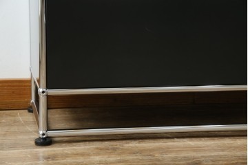 中古　スイス　USMハラー(USM Haller)　ガラスパネル　ドロップダウンドア×1　エクステンションドア×1　キャビネット　定価約45万円　(R-084832)