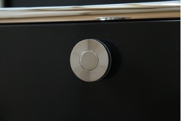 中古　スイス　USMハラー(USM Haller)　ガラスパネル　ドロップダウンドア×1　エクステンションドア×1　キャビネット　定価約45万円　(R-084832)