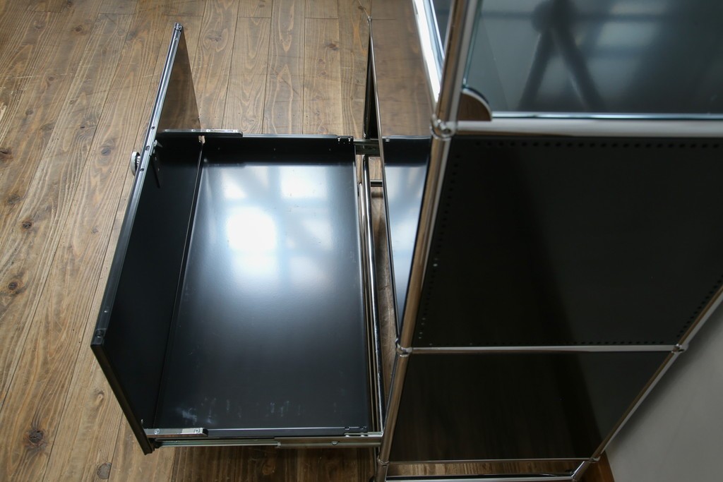 中古　スイス　USMハラー(USM Haller)　ガラスパネル　ドロップダウンドア×1　エクステンションドア×1　キャビネット　定価約45万円　(R-084832)