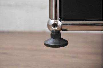 中古　スイス　USMハラー(USM Haller)　モダンインテリアに映えるシェルフ　定価約51万円相当　(R-084833)