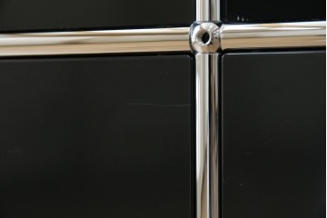 中古　スイス　USMハラー(USM Haller)　ホームオフィスにもおすすめなスッキリとしたデザインのサイドキャビネット　定価約36万円　(R-084834)