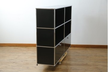 中古　スイス　USMハラー(USM Haller)　ホームオフィスにもおすすめなスッキリとしたデザインのサイドキャビネット　定価約36万円　(R-084834)