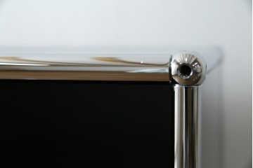 中古　スイス　USMハラー(USM Haller)　ホームオフィスにもおすすめなスッキリとしたデザインのサイドキャビネット　定価約36万円　(R-084834)