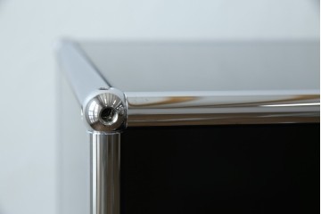 中古　スイス　USMハラー(USM Haller)　ホームオフィスにもおすすめなスッキリとしたデザインのサイドキャビネット　定価約36万円　(R-084834)