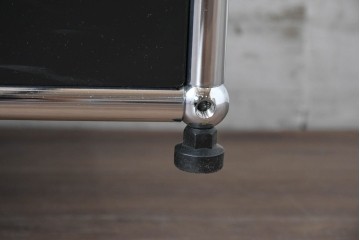 中古　スイス　USMハラー(USM Haller)　ホームオフィスにもおすすめなスッキリとしたデザインのサイドキャビネット　定価約36万円相当　(R-084834)