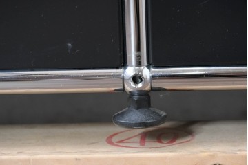 中古　スイス　USMハラー(USM Haller)　ホームオフィスにもおすすめなスッキリとしたデザインのサイドキャビネット　定価約36万円相当　(R-084834)