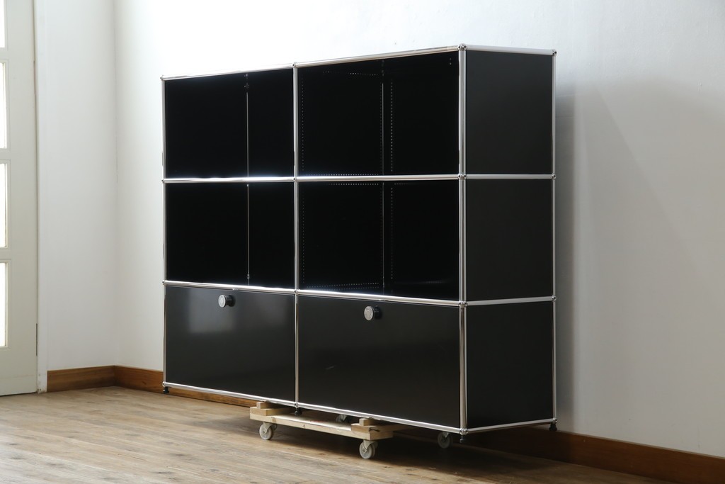 中古　スイス　USMハラー(USM Haller)　ホームオフィスにもおすすめなスッキリとしたデザインのサイドキャビネット　定価約36万円　(R-084835)