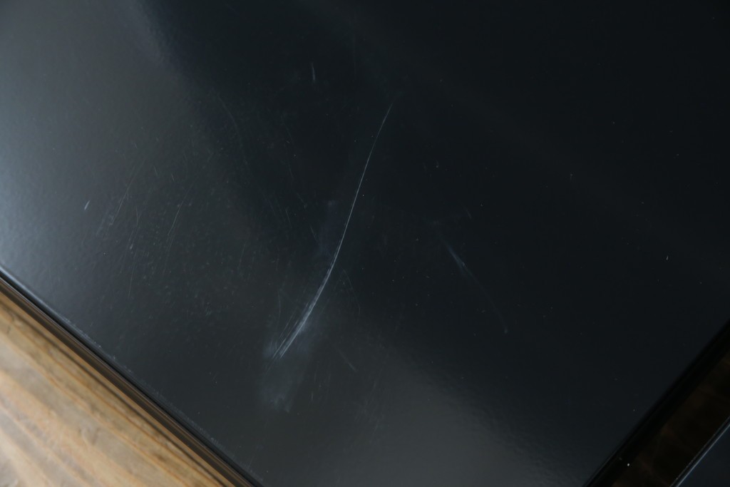 中古　スイス　USMハラー(USM Haller)　ホームオフィスにもおすすめなスッキリとしたデザインのサイドキャビネット　定価約36万円　(R-084835)