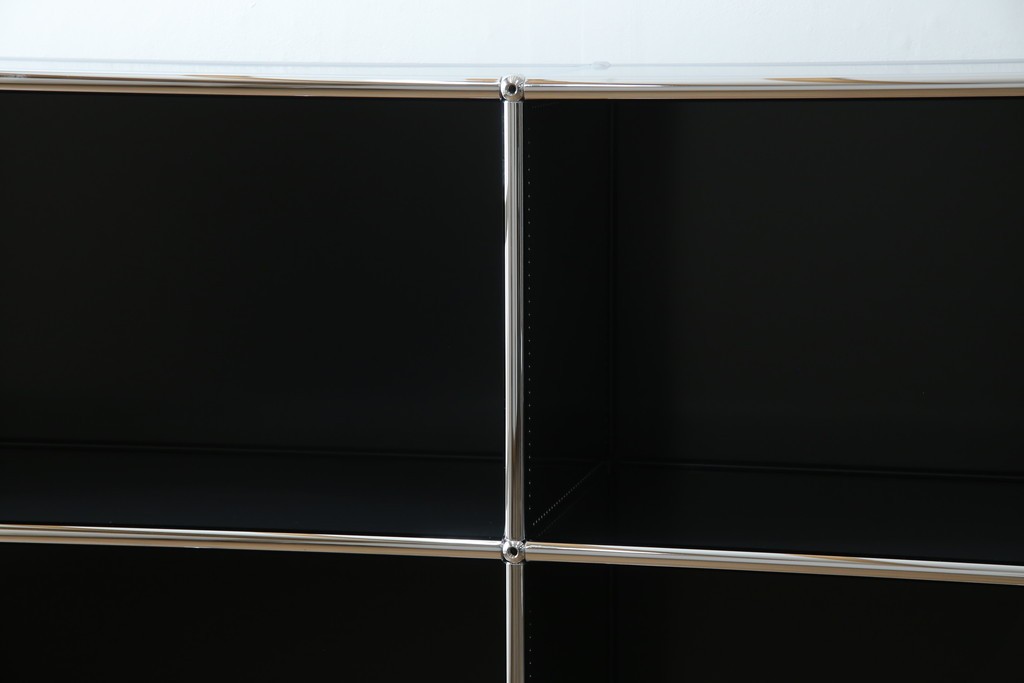 中古　スイス　USMハラー(USM Haller)　ホームオフィスにもおすすめなスッキリとしたデザインのサイドキャビネット　定価約36万円　(R-084835)