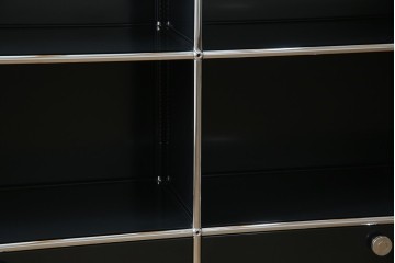 中古　スイス　USMハラー(USM Haller)　ホームオフィスにもおすすめなスッキリとしたデザインのサイドキャビネット　定価約36万円　(R-084835)