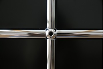 中古　スイス　USMハラー(USM Haller)　ホームオフィスにもおすすめなスッキリとしたデザインのサイドキャビネット　定価約36万円　(R-084835)