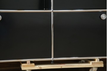 中古　スイス　USMハラー(USM Haller)　ホームオフィスにもおすすめなスッキリとしたデザインのサイドキャビネット　定価約36万円　(R-084835)