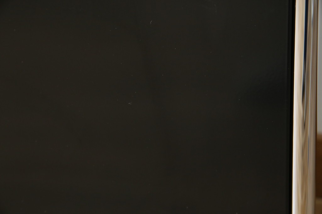 中古　スイス　USMハラー(USM Haller)　ホームオフィスにもおすすめなスッキリとしたデザインのサイドキャビネット　定価約36万円　(R-084835)