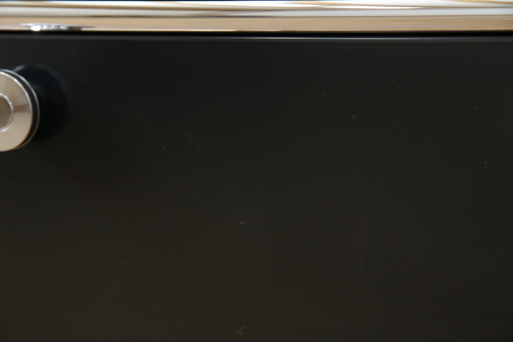 中古　スイス　USMハラー(USM Haller)　ホームオフィスにもおすすめなスッキリとしたデザインのサイドキャビネット　定価約36万円　(R-084835)