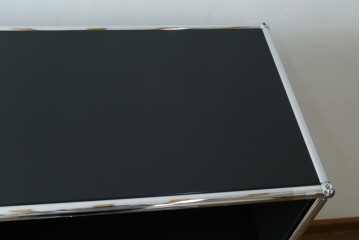 中古　スイス　USMハラー(USM Haller)　ドロップダウンドア×4　サイドボード　定価約42万4千円　(R-084836)