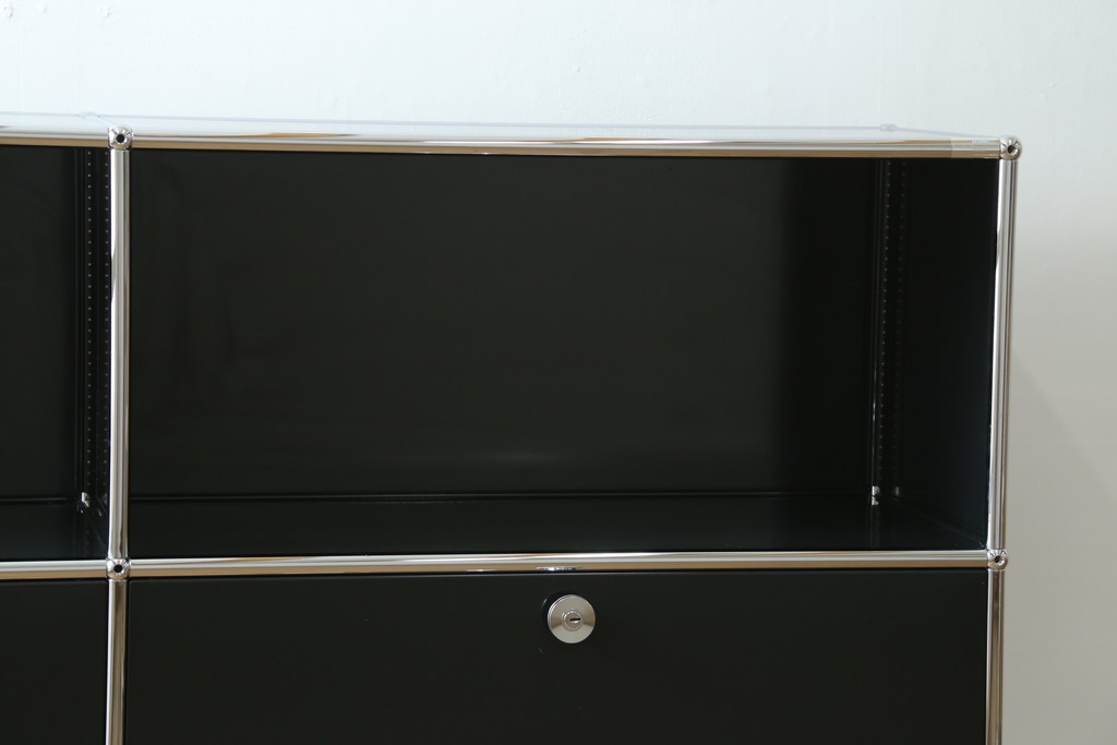 中古　スイス　USMハラー(USM Haller)　ドロップダウンドア×4　サイドボード　定価約42万4千円　(R-084836)
