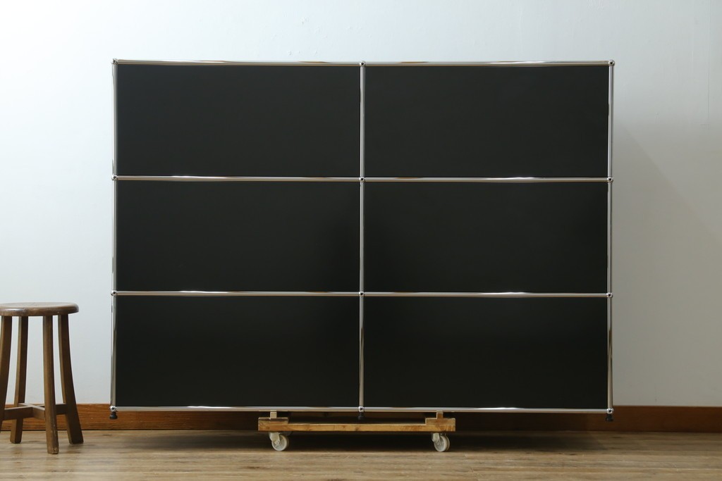中古　スイス　USMハラー(USM Haller)　ドロップダウンドア×4　サイドボード　定価約42万4千円　(R-084836)