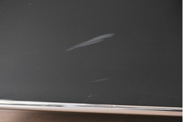 中古　スイス　USMハラー(USM Haller)　ホームオフィスにもおすすめなスッキリとしたデザインのサイドキャビネット・扉4つタイプ　定価約42万4千円　(R-084836)