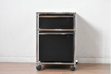 中古　スイス　USMハラー(USM Haller)　ロールボーイ(ROLLBOY)　ホームオフィスにもおすすめなスッキリとしたデザインのトレー付きデスクワゴン　定価約20万2千円相当　(R-084837)