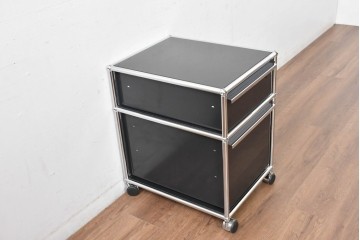 中古　スイス　USMハラー(USM Haller)　ロールボーイ(ROLLBOY)　ホームオフィスにもおすすめなスッキリとしたデザインのトレー付きデスクワゴン　定価約20万2千円相当　(R-084837)