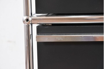 中古　スイス　USMハラー(USM Haller)　ロールボーイ(ROLLBOY)　ホームオフィスにもおすすめなスッキリとしたデザインのトレー付きデスクワゴン　定価約20万2千円相当　(R-084839)