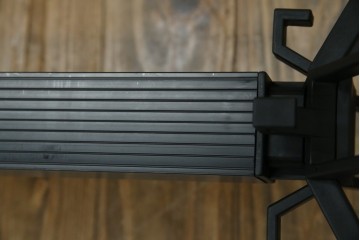 中古　美品　Cassinaixc.(カッシーナイクスシー)取り扱い　イタリア　カルテル(Kartell)　ミケーレ・デ・ルッキ(MICHELE DE LUCCHI)デザイン　セグメンティ(SEGMENTI )5160　傘ホルダー付きポールハンガー　定価約5万円　(R-084841)