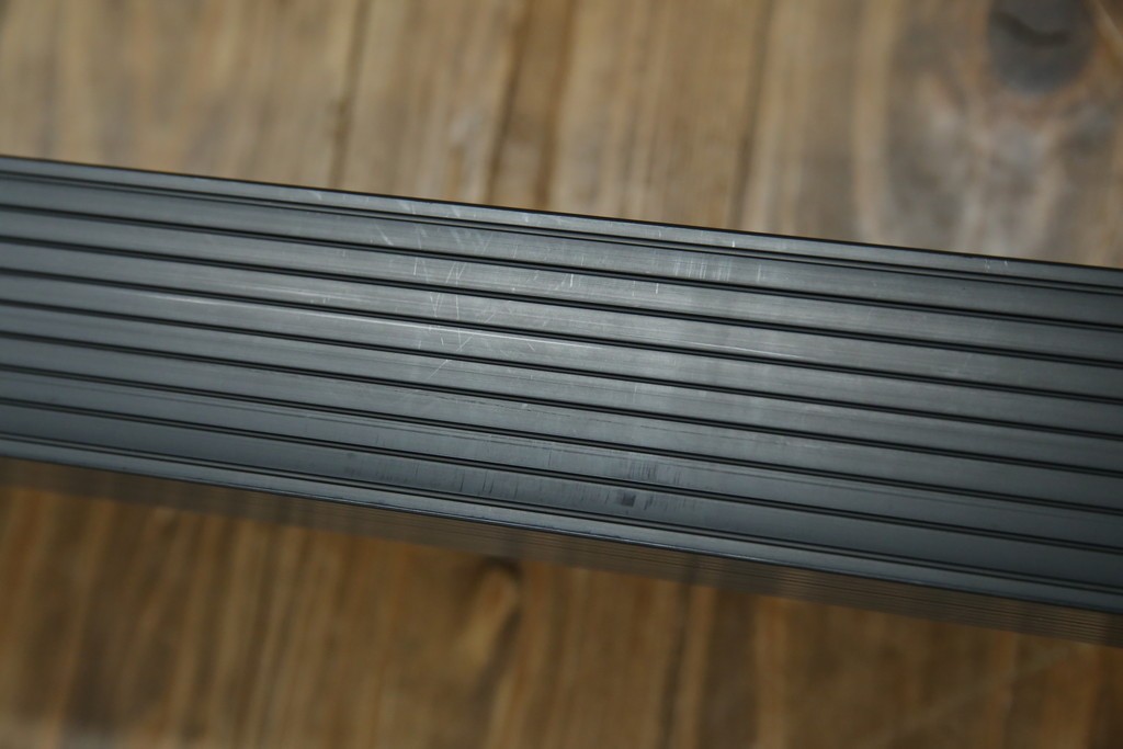 中古　美品　Cassinaixc.(カッシーナイクスシー)取り扱い　イタリア　カルテル(Kartell)　ミケーレ・デ・ルッキ(MICHELE DE LUCCHI)デザイン　セグメンティ(SEGMENTI )5160　傘ホルダー付きポールハンガー　定価約5万円　(R-084841)