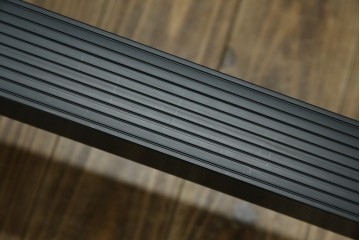 中古　美品　Cassinaixc.(カッシーナイクスシー)取り扱い　イタリア　カルテル(Kartell)　ミケーレ・デ・ルッキ(MICHELE DE LUCCHI)デザイン　セグメンティ(SEGMENTI )5160　傘ホルダー付きポールハンガー　定価約5万円　(R-084841)