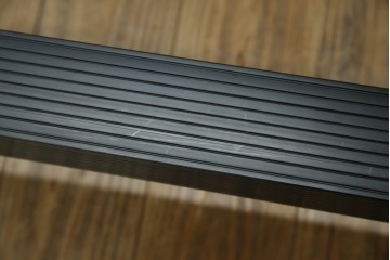 中古　美品　Cassinaixc.(カッシーナイクスシー)取り扱い　イタリア　カルテル(Kartell)　ミケーレ・デ・ルッキ(MICHELE DE LUCCHI)デザイン　セグメンティ(SEGMENTI )5160　傘ホルダー付きポールハンガー　定価約5万円　(R-084841)