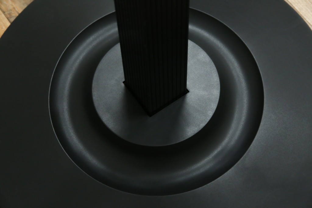 中古　美品　Cassinaixc.(カッシーナイクスシー)取り扱い　イタリア　カルテル(Kartell)　ミケーレ・デ・ルッキ(MICHELE DE LUCCHI)デザイン　セグメンティ(SEGMENTI )5160　傘ホルダー付きポールハンガー　定価約5万円　(R-084841)