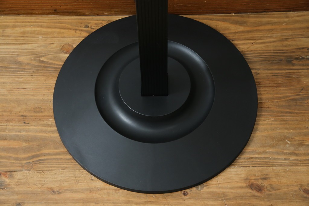 中古　美品　Cassinaixc.(カッシーナイクスシー)取り扱い　イタリア　カルテル(Kartell)　ミケーレ・デ・ルッキ(MICHELE DE LUCCHI)デザイン　セグメンティ(SEGMENTI )5160　傘ホルダー付きポールハンガー　定価約5万円　(R-084841)