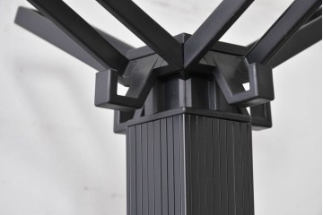 中古　美品　Cassinaixc.(カッシーナイクスシー)取り扱い　イタリア　カルテル(Kartell)　ミケーレ・デ・ルッキ(MICHELE DE LUCCHI)デザイン　セグメンティ(SEGMENTI )5160　傘ホルダー付きポールハンガー　定価約5万円相当　(R-084841)