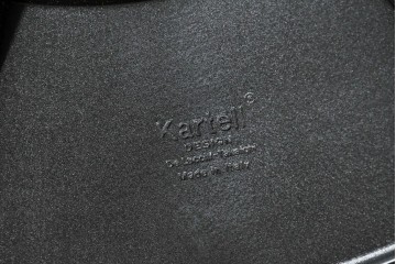 中古　美品　Cassinaixc.(カッシーナイクスシー)取り扱い　イタリア　カルテル(Kartell)　ミケーレ・デ・ルッキ(MICHELE DE LUCCHI)デザイン　セグメンティ(SEGMENTI )5160　傘ホルダー付きポールハンガー　定価約5万円相当　(R-084841)